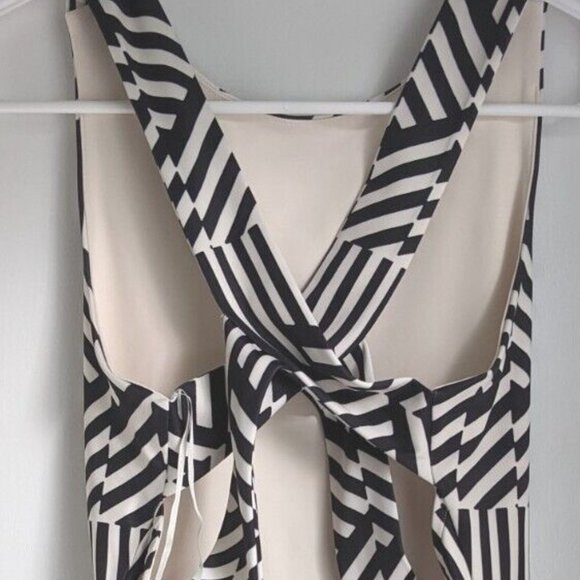 Express Black and White, Geometric Bodysuit - Picture 2 of 3